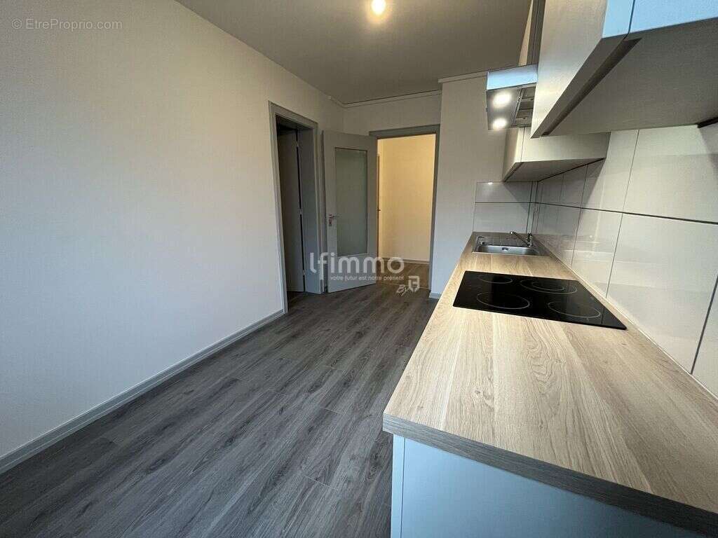 Appartement T4 97m2 avec garage - photo 2