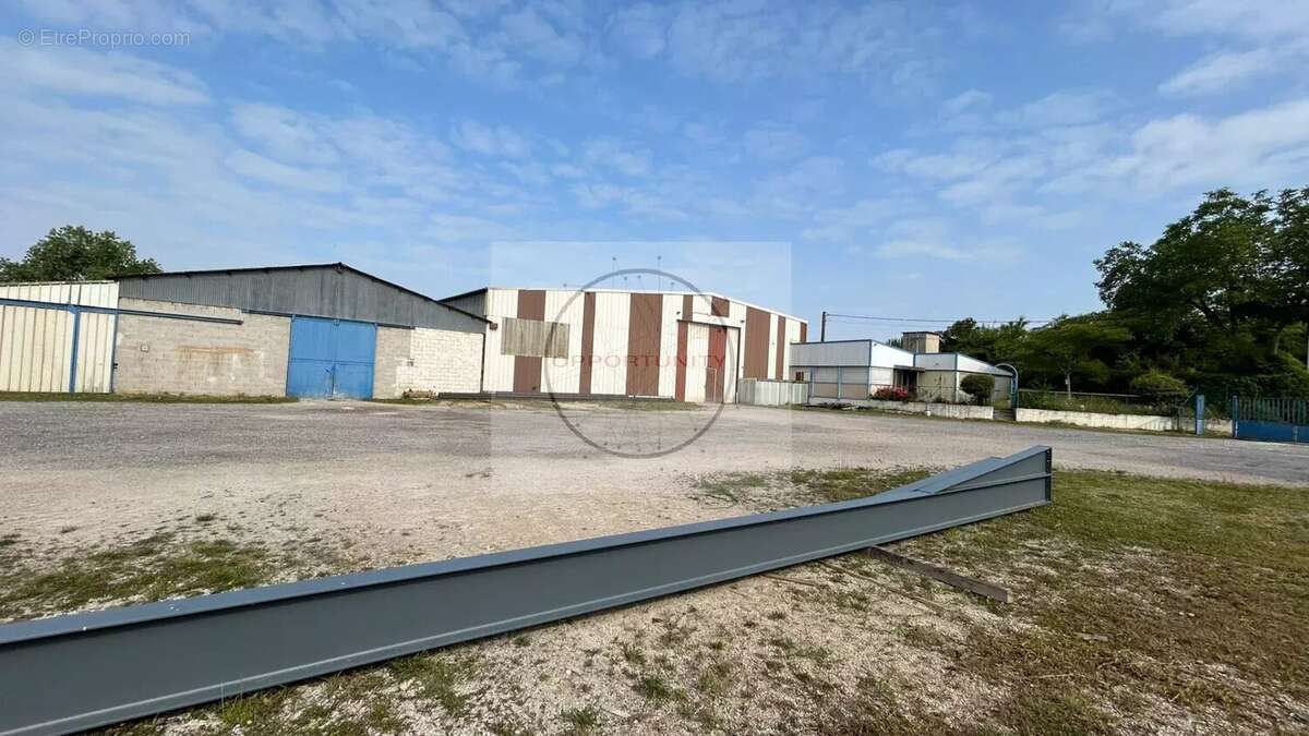 Commerce à BARBUISE