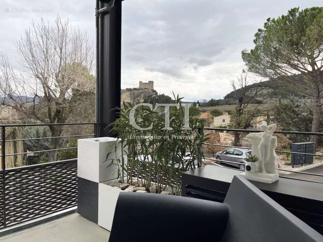 Appartement à VAISON-LA-ROMAINE