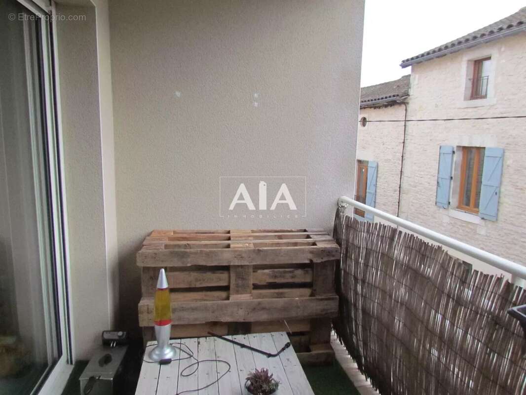 Appartement à RUFFEC