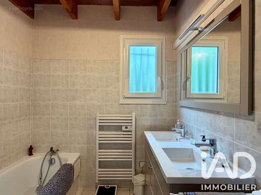 Maison 104 m² à Mansle  - photo 9