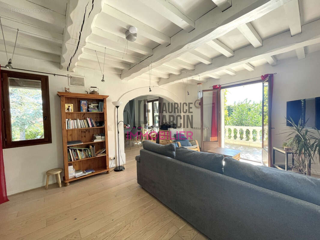 Maison à JONQUERETTES