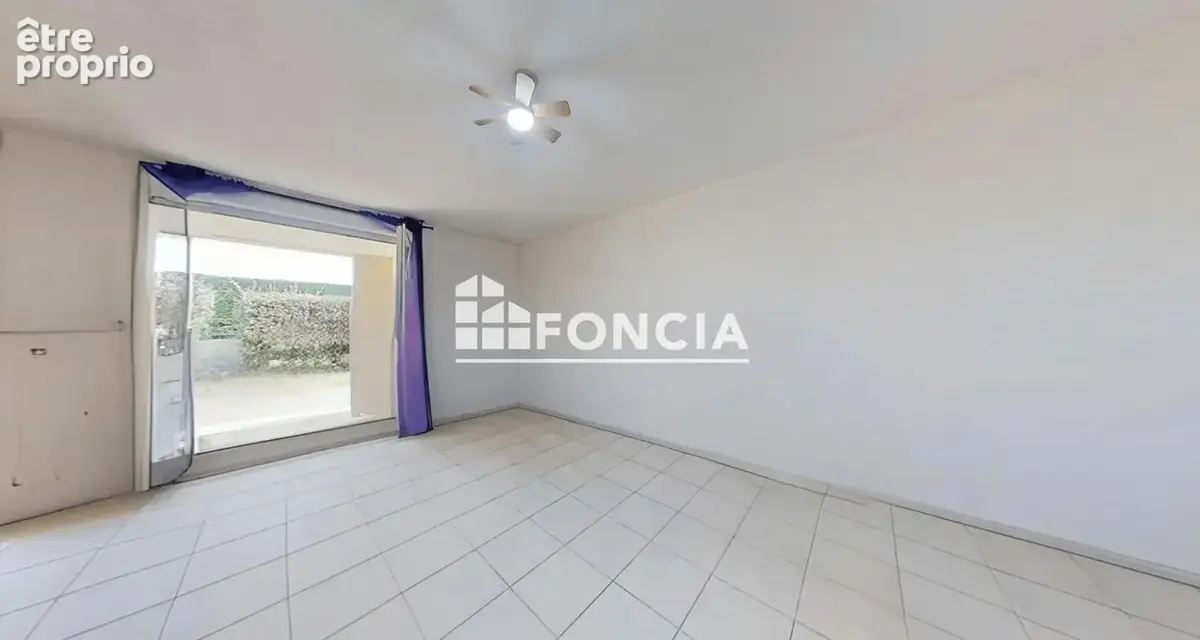 AUTERIVE: REZ-de-jardin T2 de 44 m2 + 2 places de stationnements en exterieur - photo 4