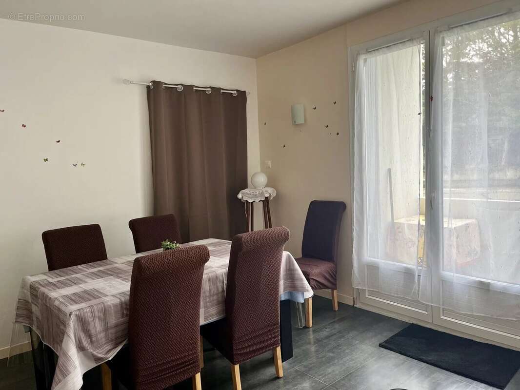 Appartement à IRIGNY