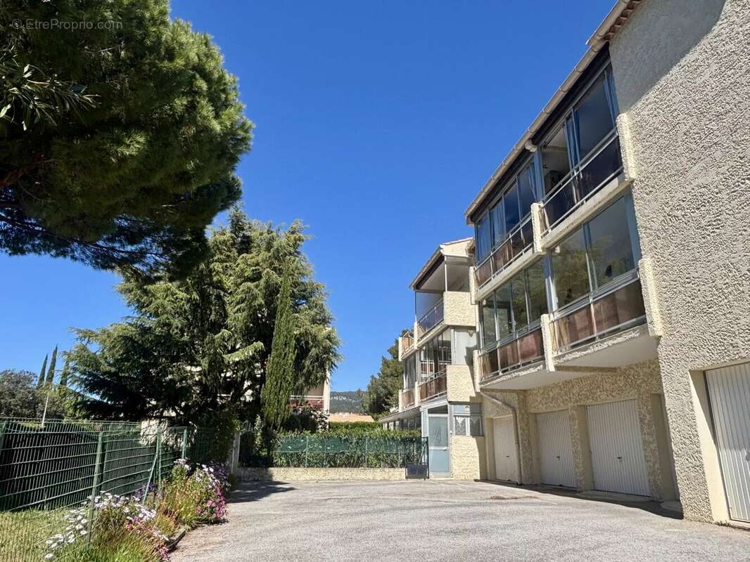 Appartement à SANARY-SUR-MER