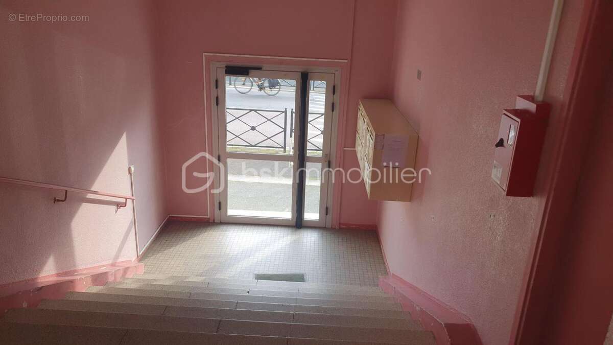 Appartement F3 de 66m² / 3 chambres/ ascenseur - photo 6