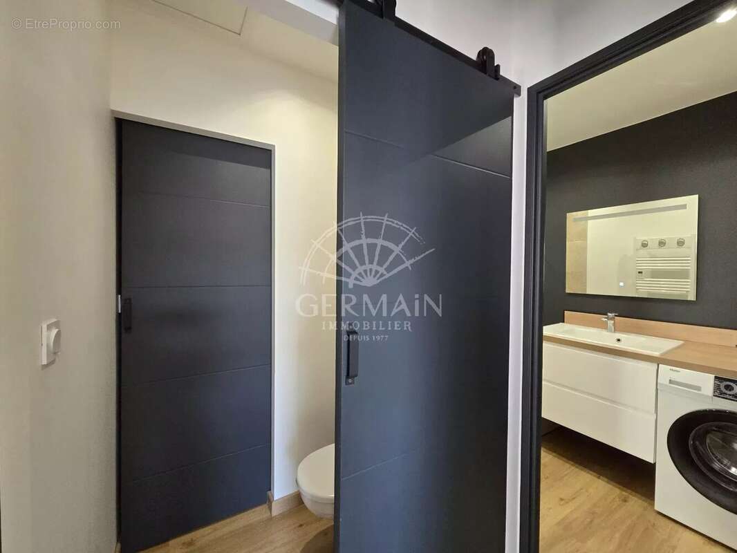 Maison à L'ISLE-SUR-LA-SORGUE