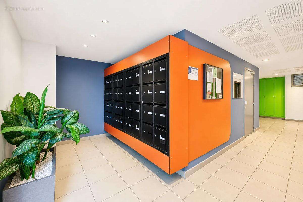 Lyon : Appartement contemporain 3 pièces - photo 14