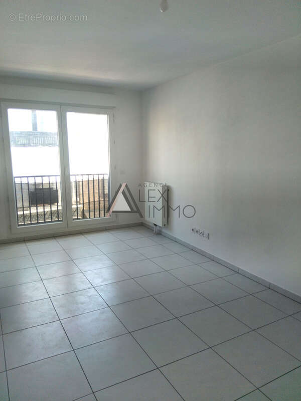 Appartement à MARSEILLE-12E