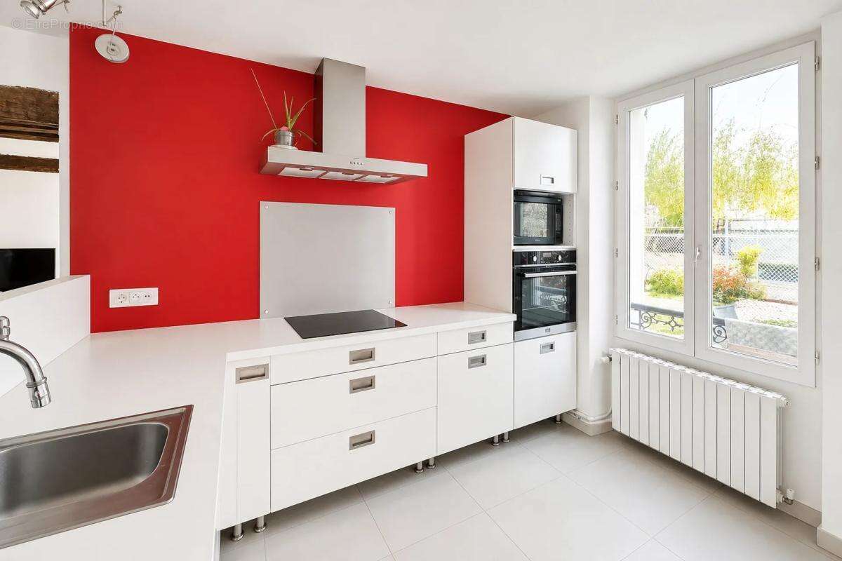 Maison à CHATILLON-LA-BORDE