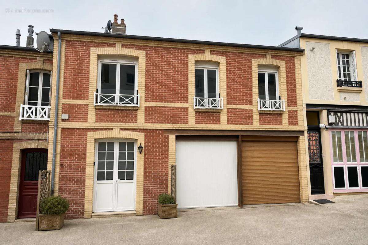 Appartement à TROUVILLE-SUR-MER