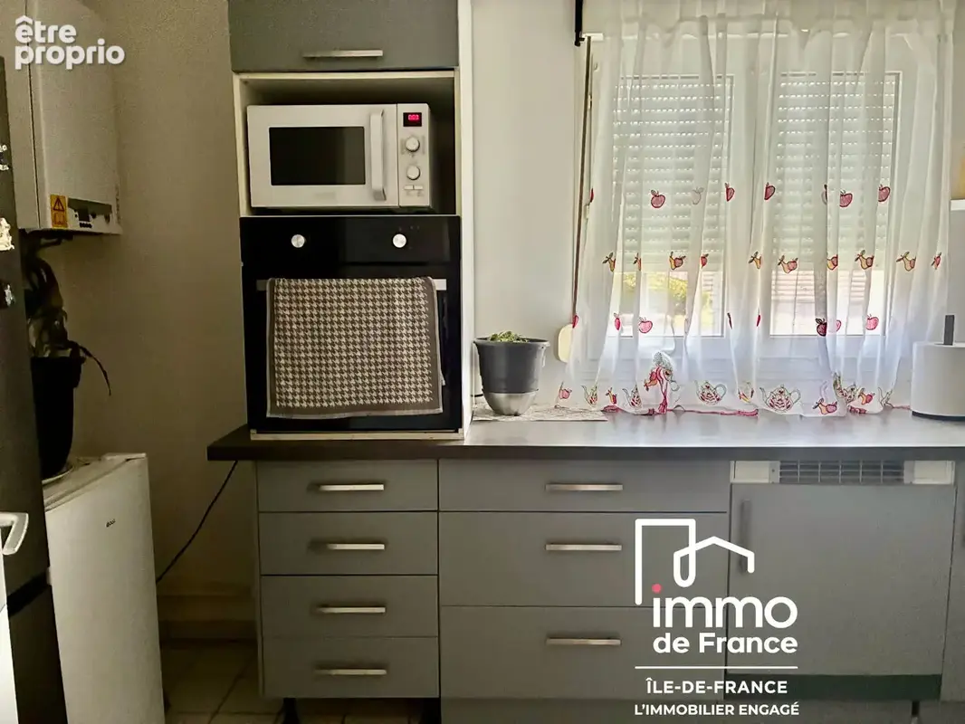 Maison  4 pièce(s) 76 m2 louée - photo 5