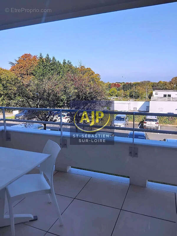 Appartement à SAINT-SEBASTIEN-SUR-LOIRE