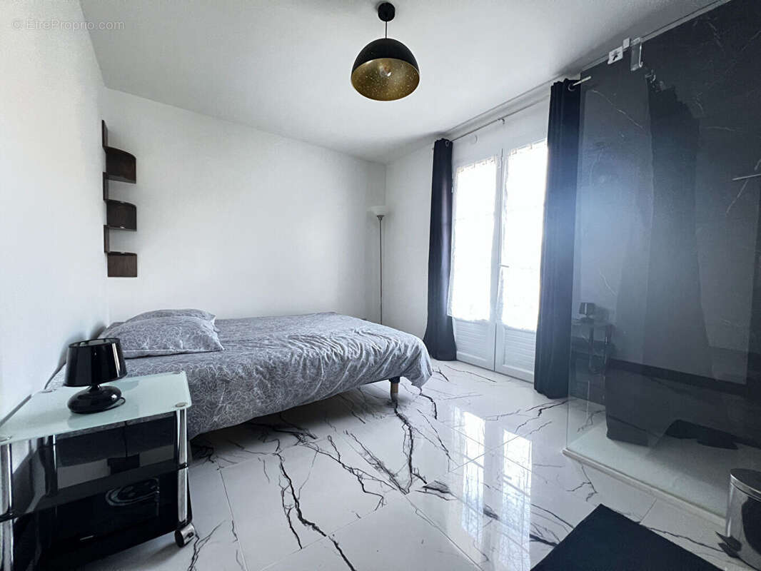 Maison à LES MATHES