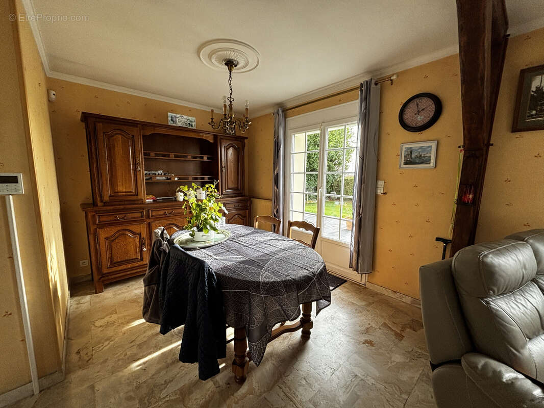 Maison à DAMMARIE