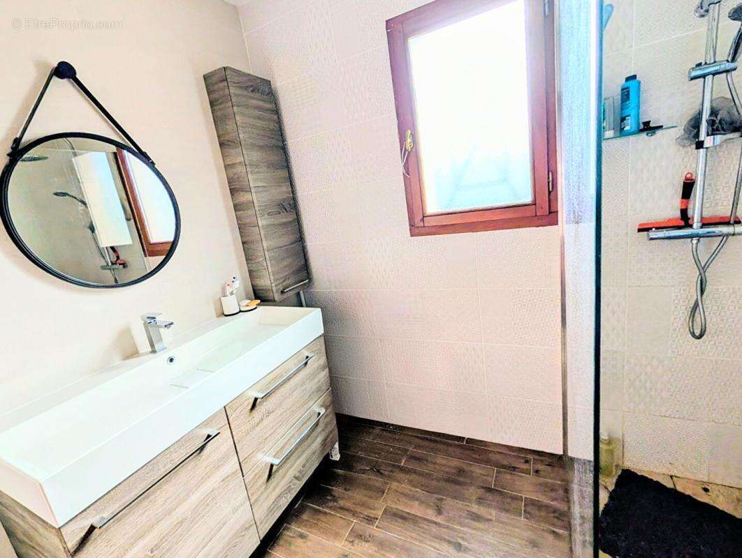 Maison plain pied , 4 chambres,  proche commodités avec garage - photo 10