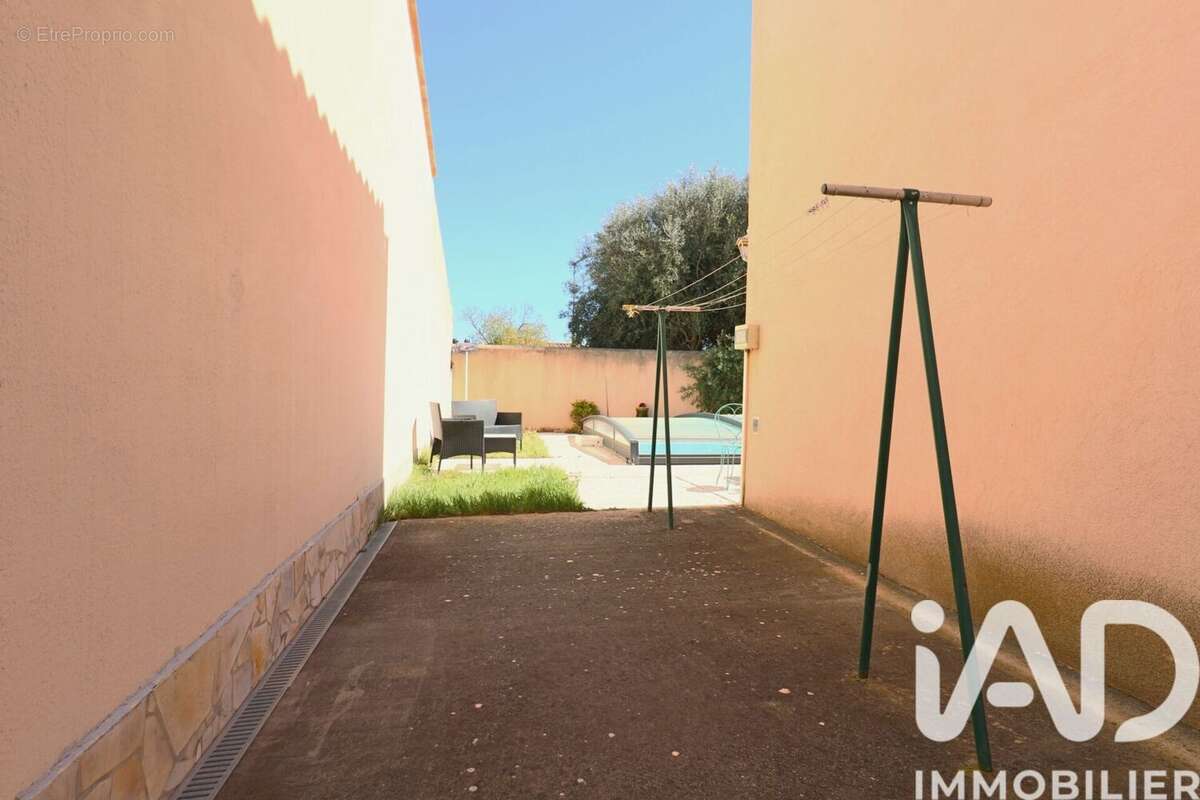 Photo 3 - Maison à SAINT-CANNAT