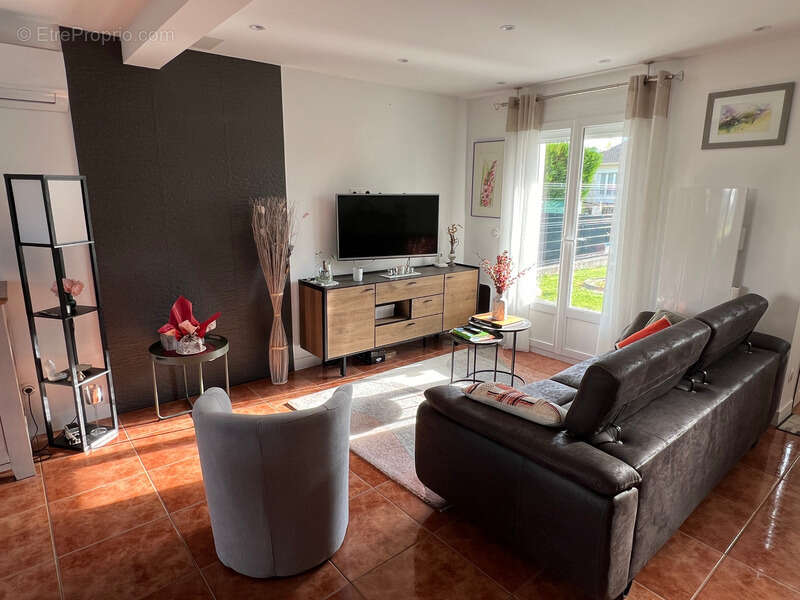 Maison à GRISY-LES-PLATRES