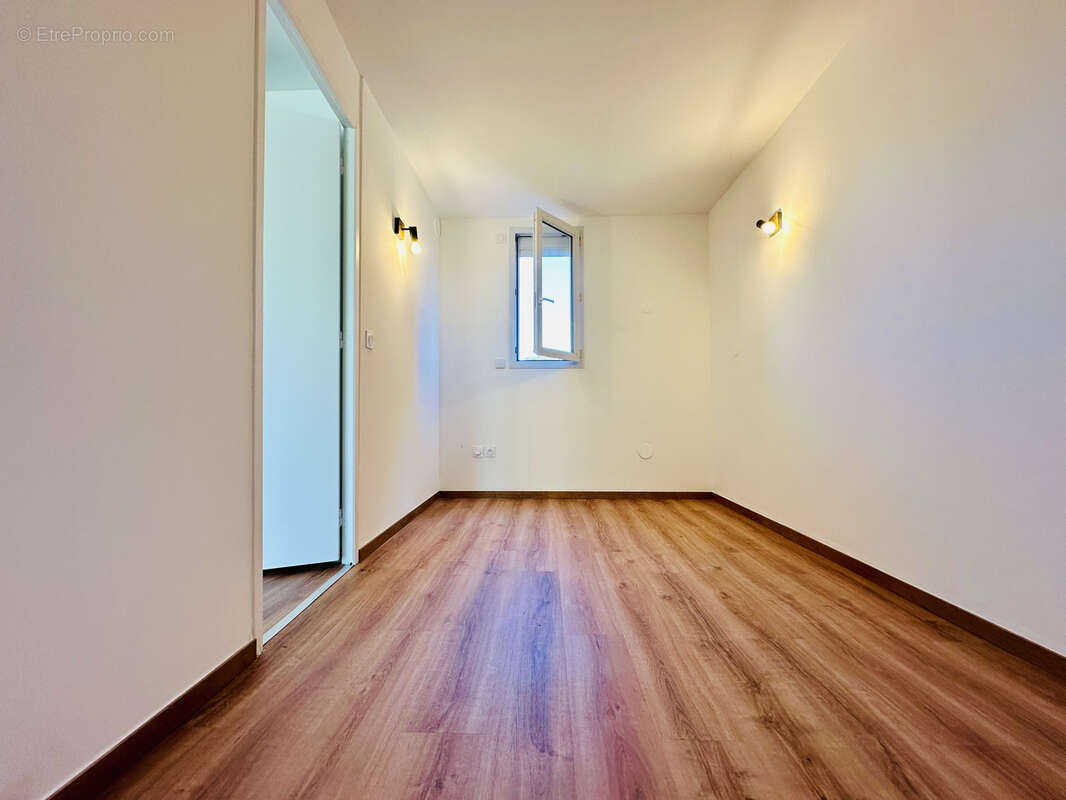 Appartement à LATTES