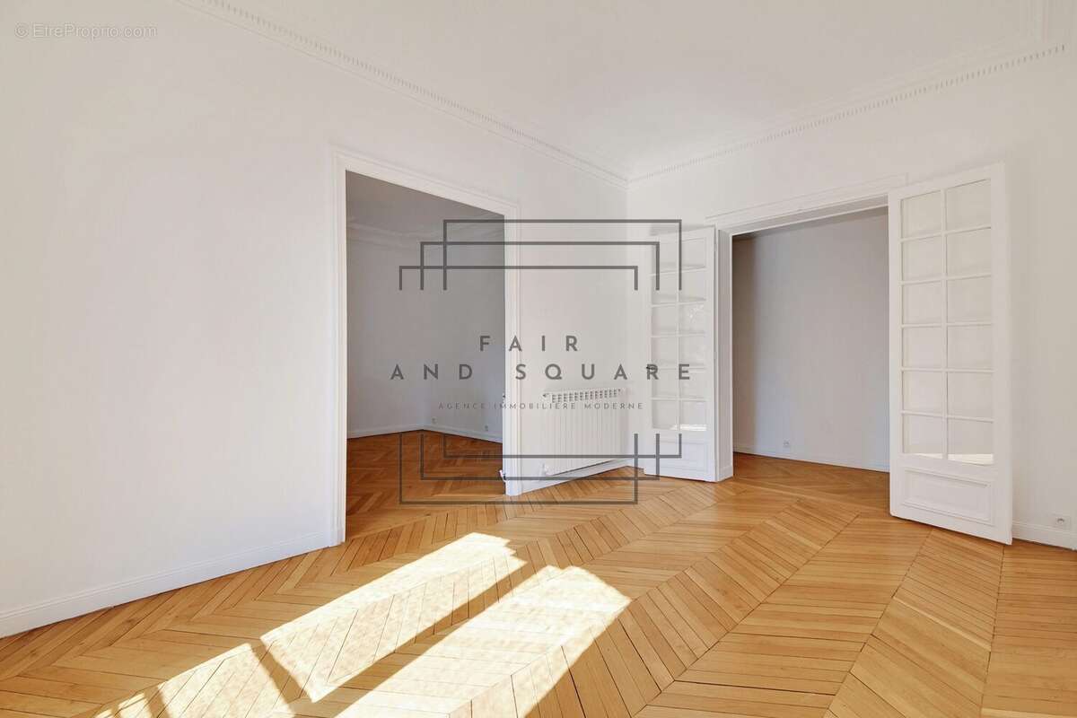 Appartement à NEUILLY-SUR-SEINE