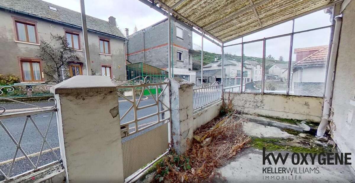 Maison à SAINT-ALBAN-SUR-LIMAGNOLE