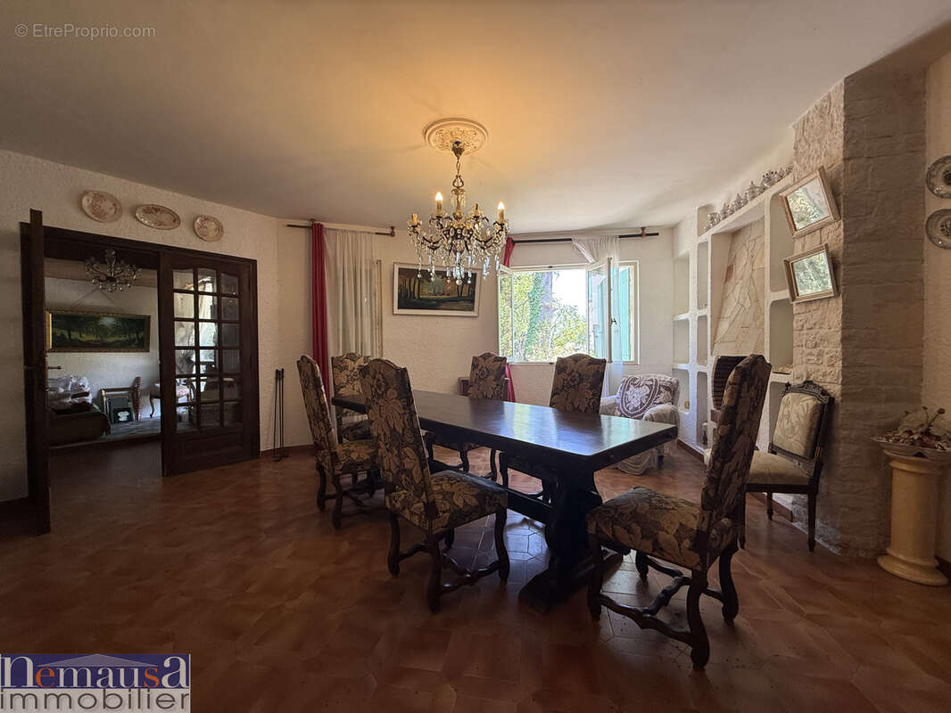 CAISSARGUES - Maison de 220m2 avec grande parcelle - photo 4