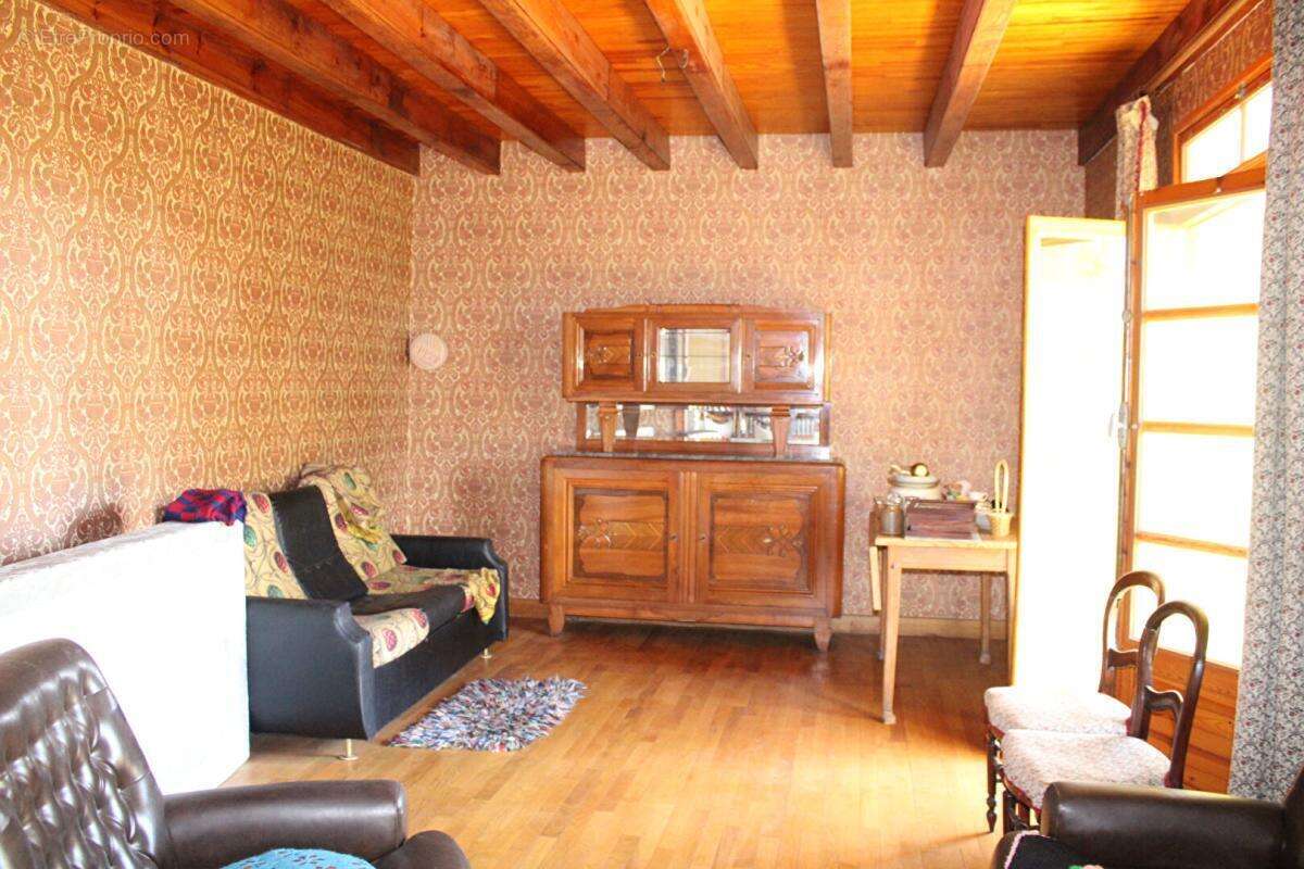 Maison à GRANDRIEU