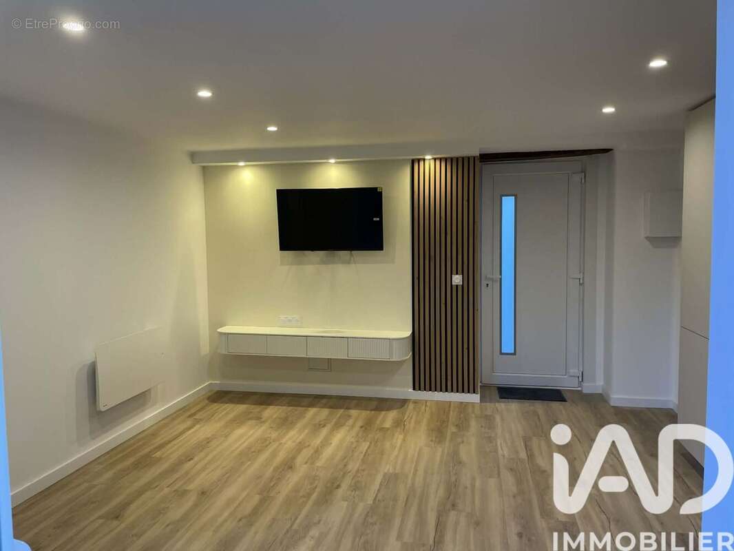 Photo 4 - Appartement à EQUEURDREVILLE-HAINNEVILLE