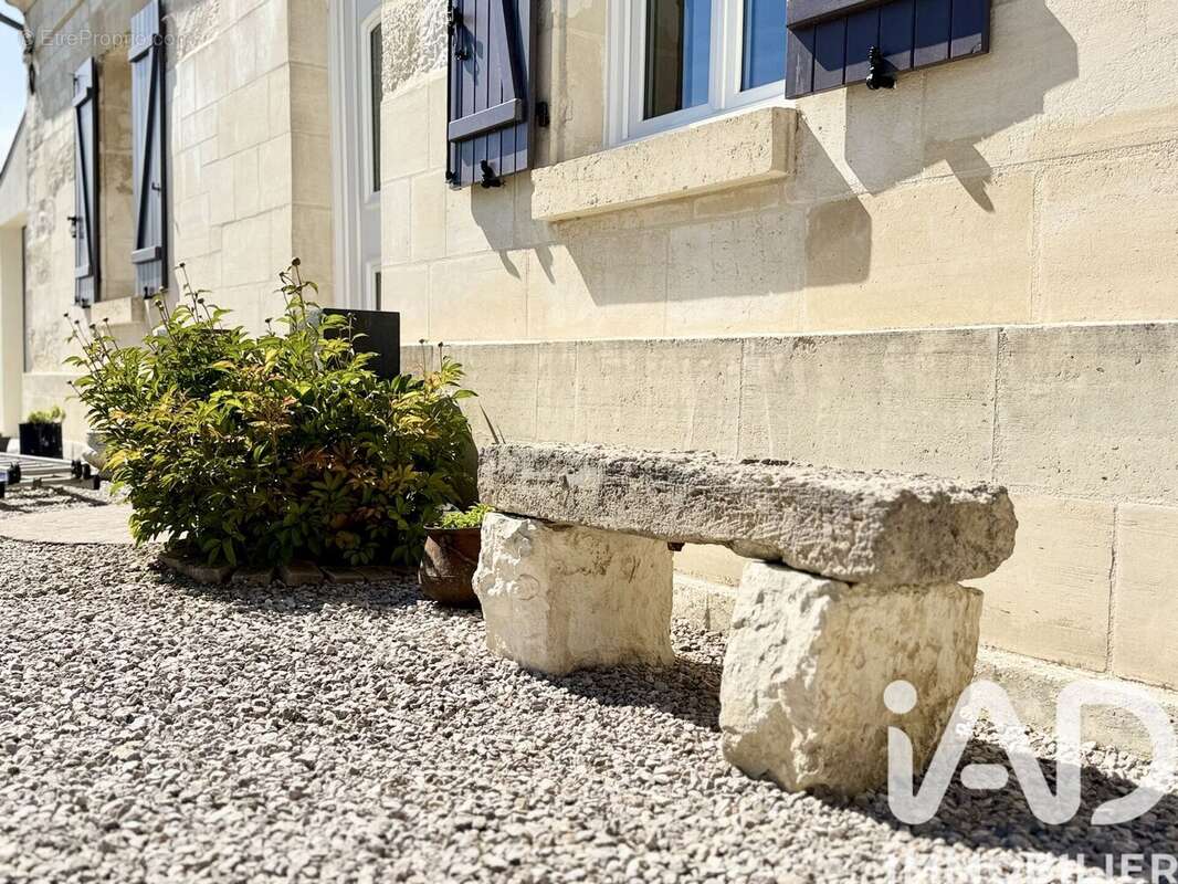 Photo 2 - Maison à ESTREES-SAINT-DENIS