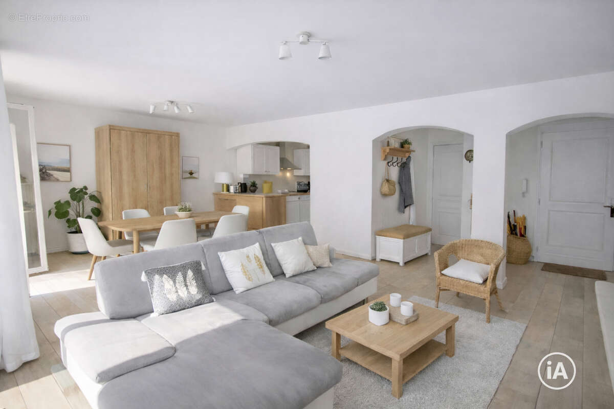 Maison à SAINT-RAPHAEL