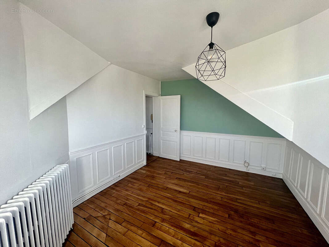 Appartement à HOUILLES