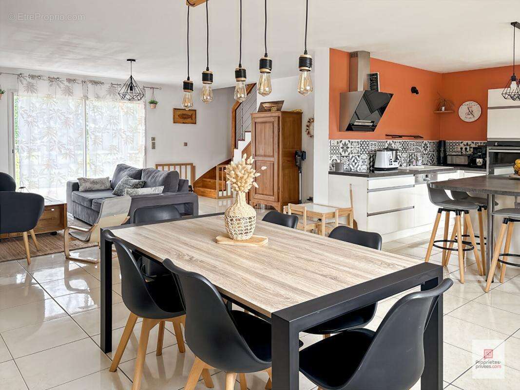 Maison à COULONGE