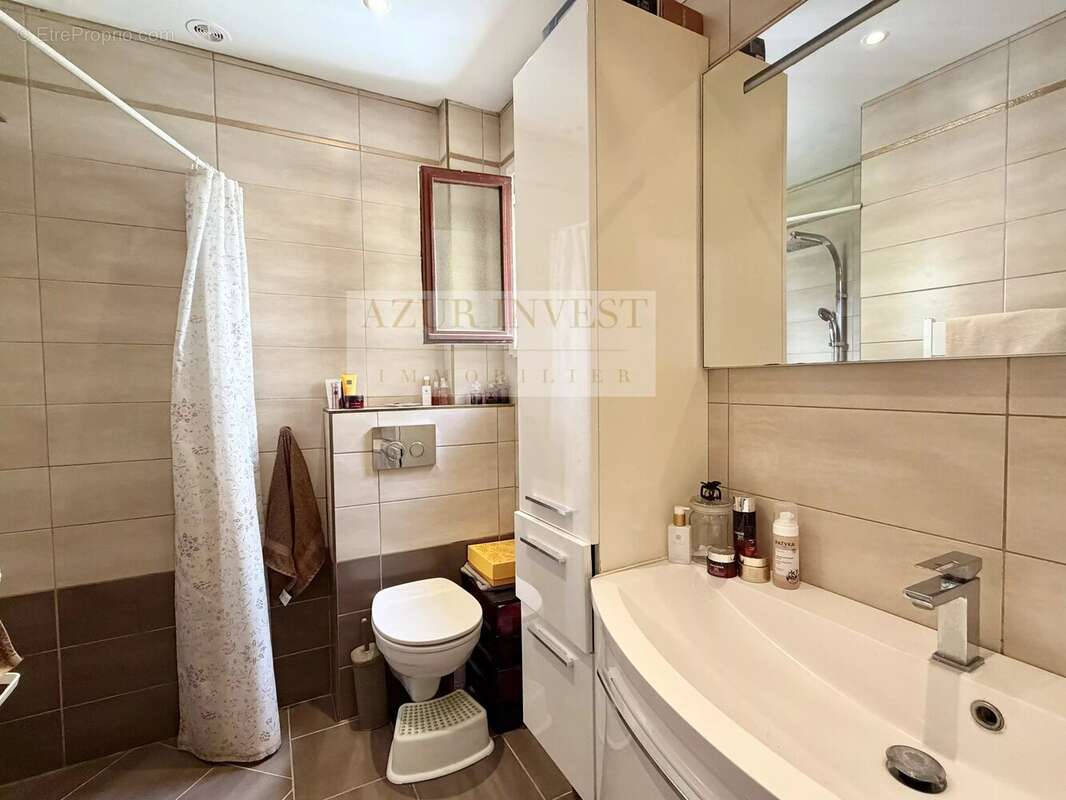 Appartement à ROQUEBRUNE-CAP-MARTIN