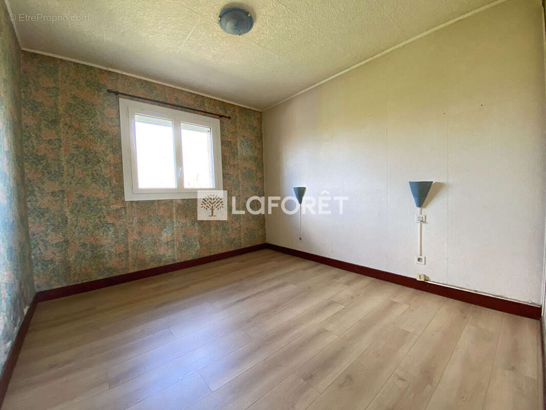 Maison à LAGARDELLE-SUR-LEZE