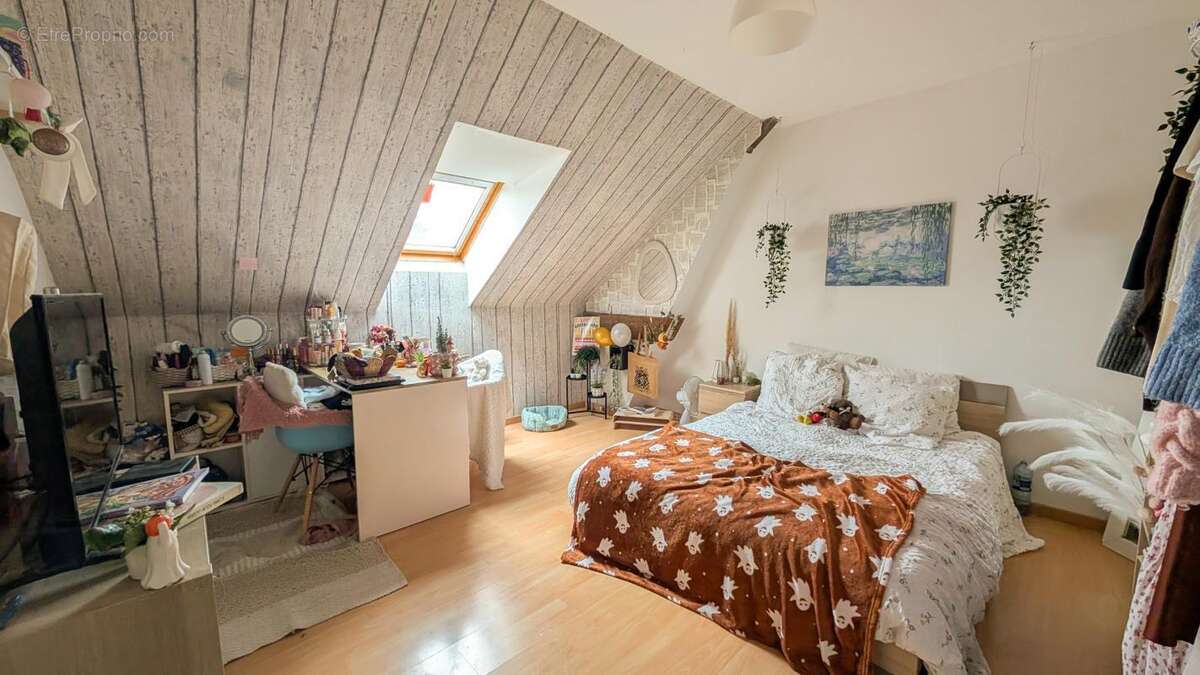 Maison à GOUZEAUCOURT