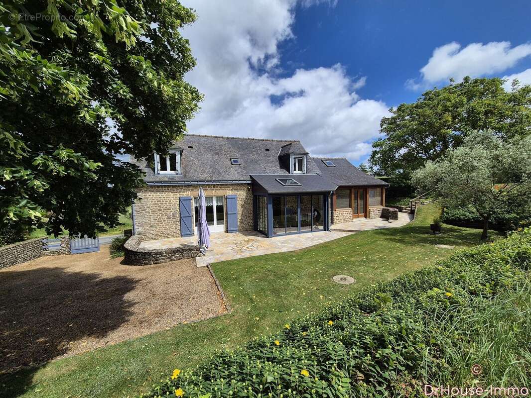 Maison à GORRON