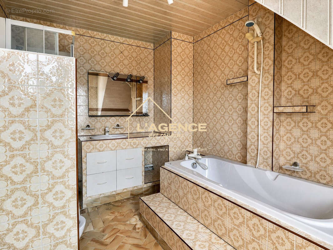 Maison 111 m² à Wormhout  - photo 8