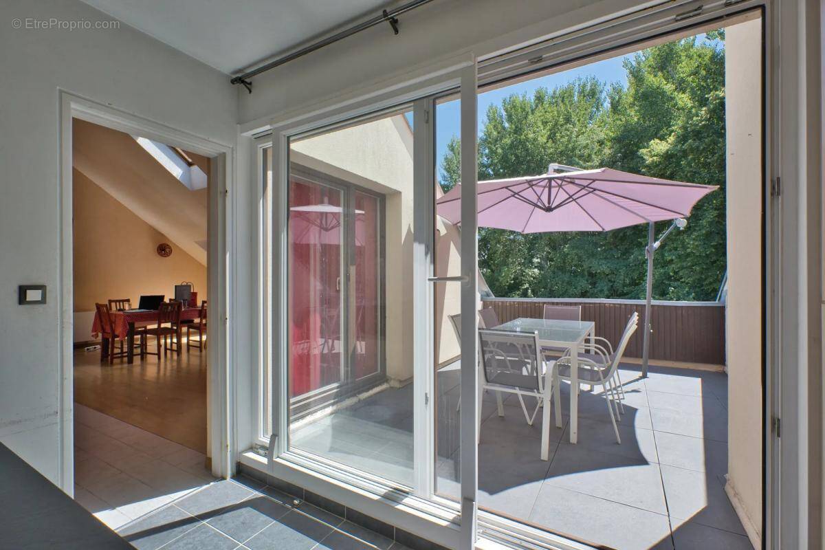 Appartement à JARVILLE-LA-MALGRANGE