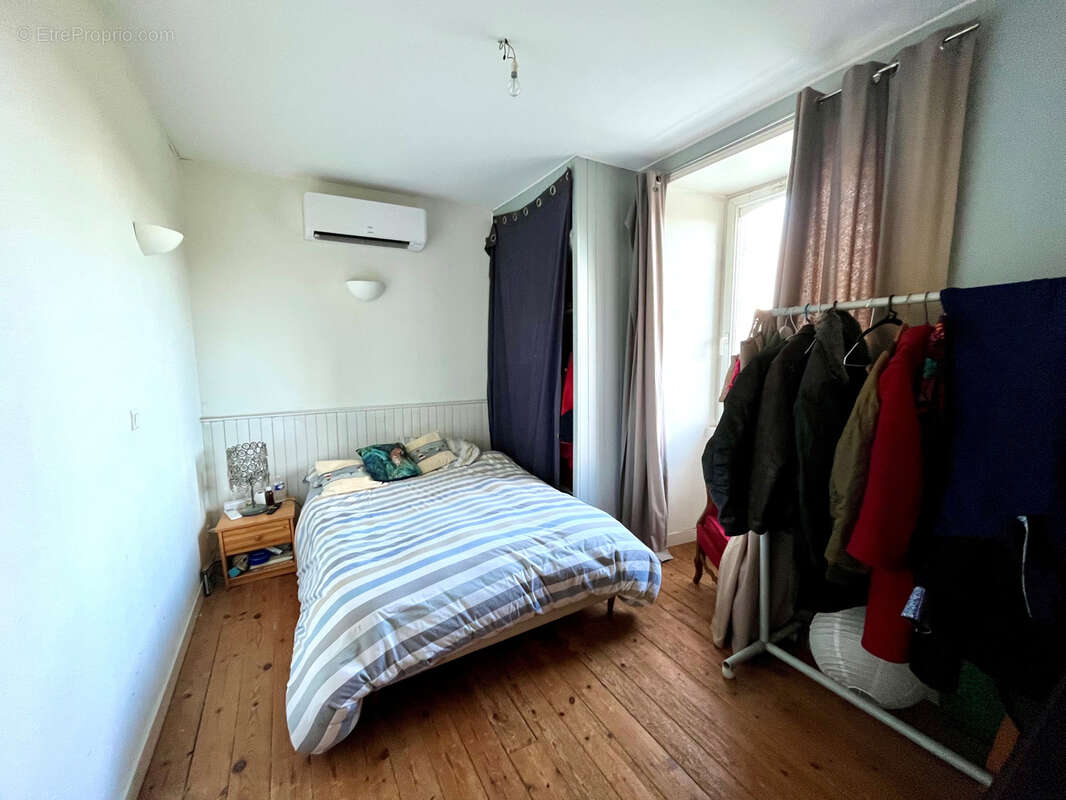 Maison à LOCQUELTAS