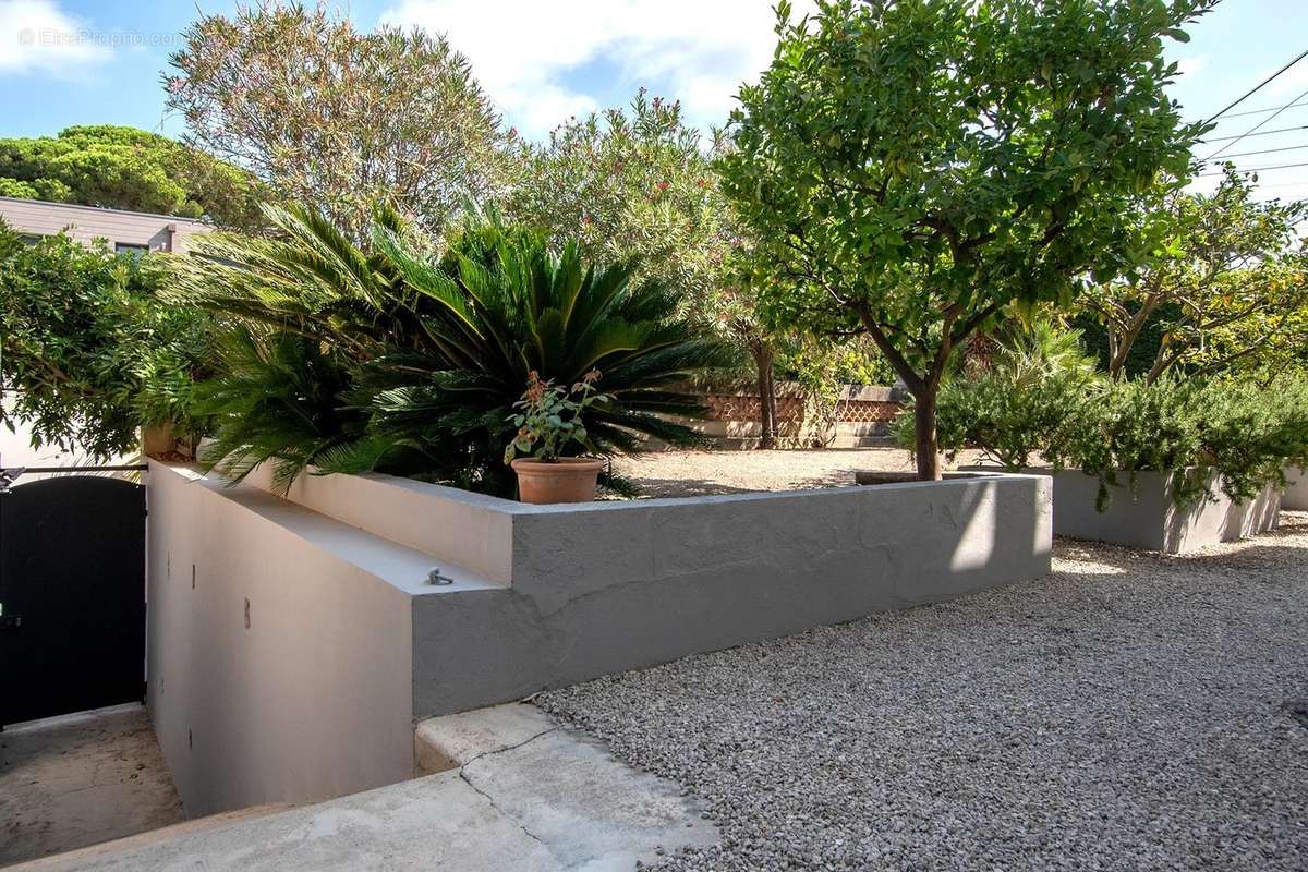 Maison à CAGNES-SUR-MER