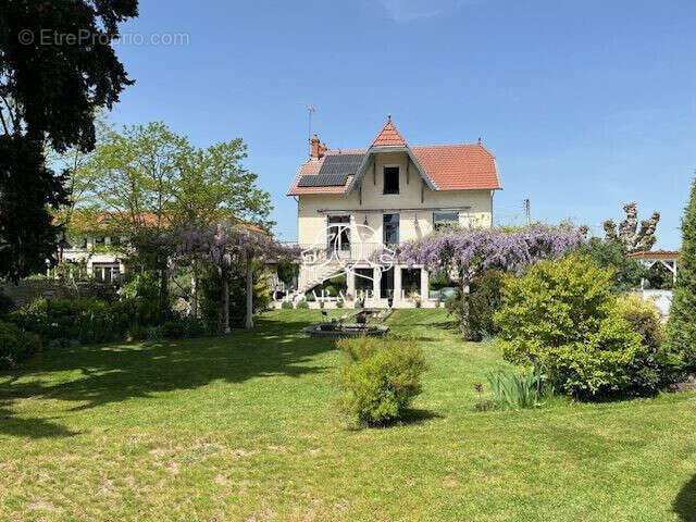 Maison à BALBIGNY