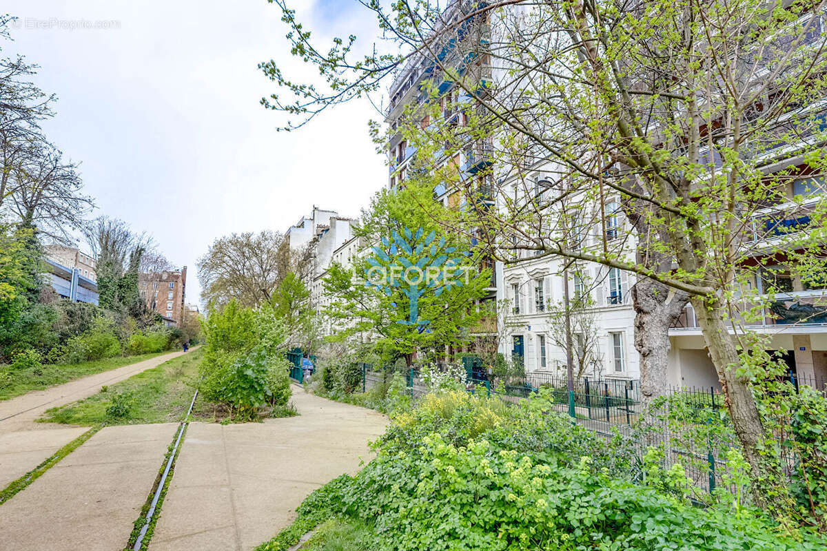 Appartement à PARIS-12E