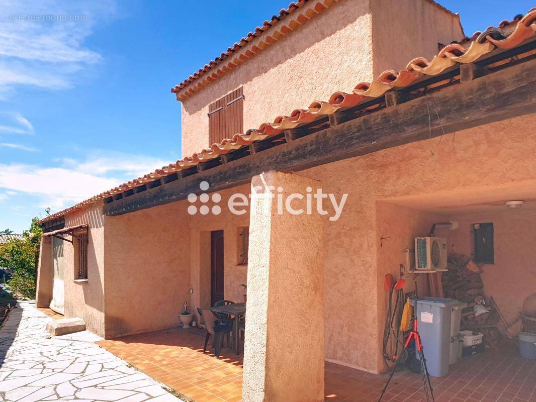 Maison à SAINT-RAPHAEL