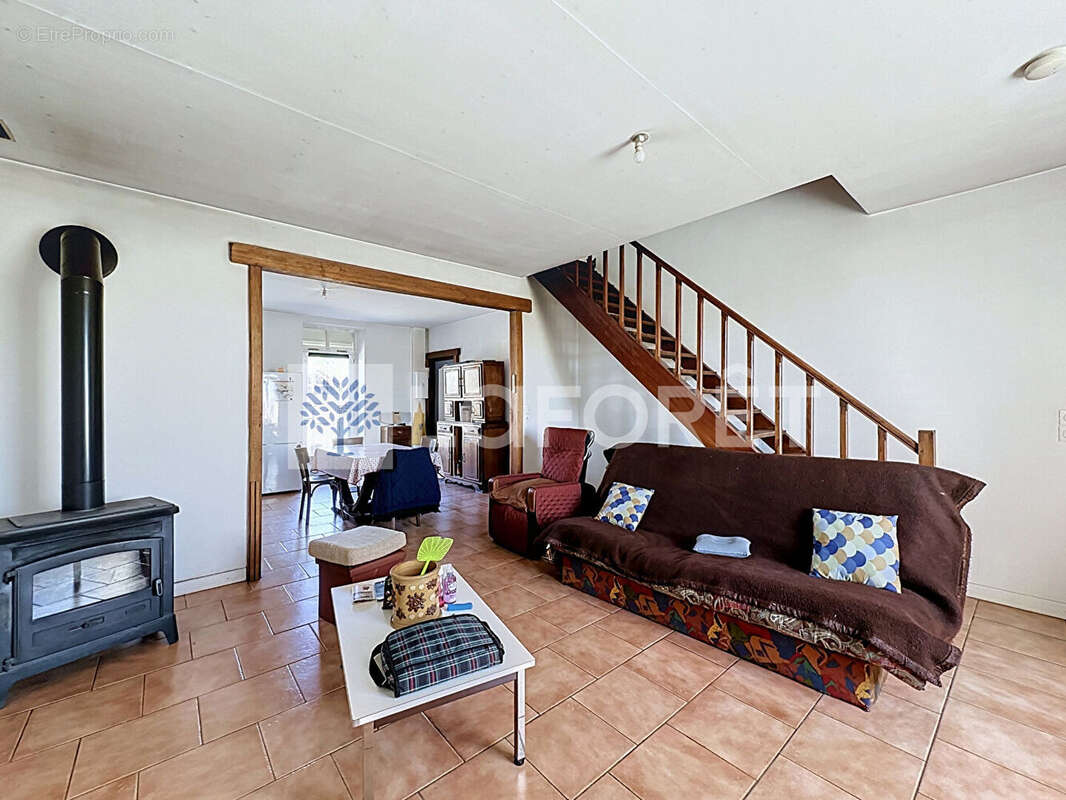 Vente maison moncontour - photo 3