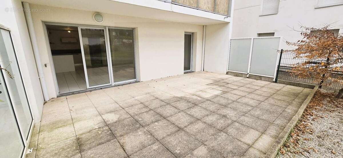 Appartement à MAINVILLIERS
