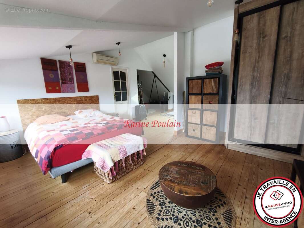 Maison à AMBARES-ET-LAGRAVE