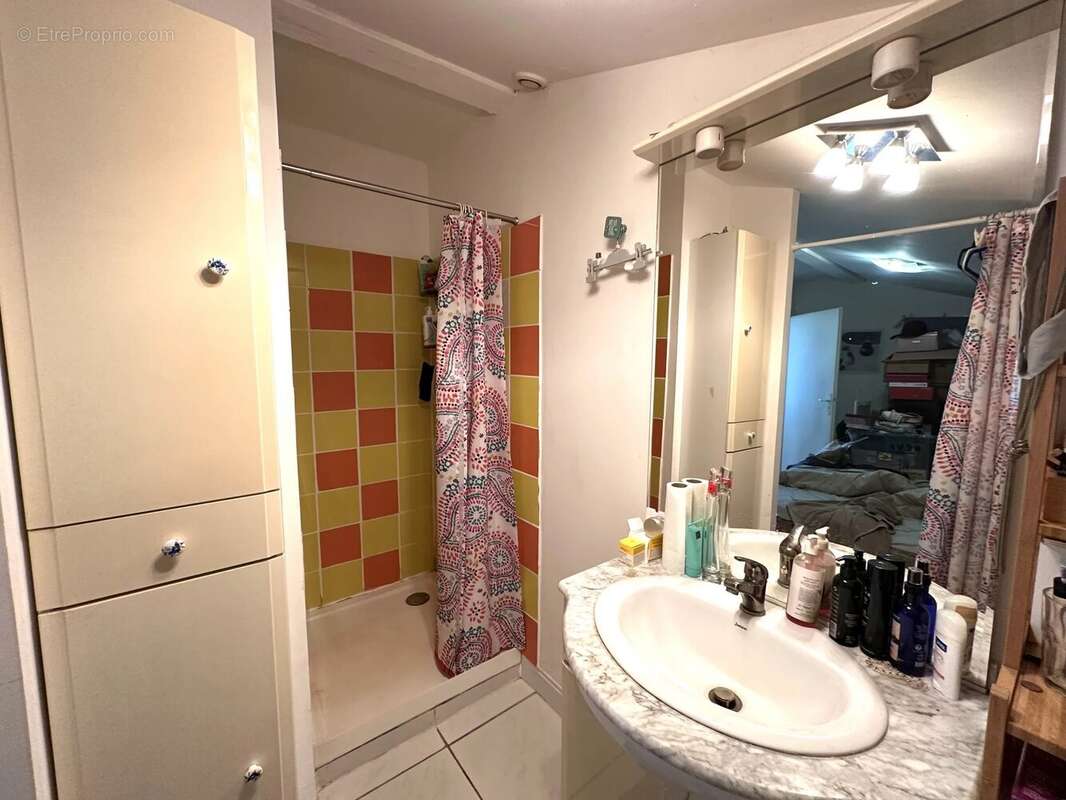 Appartement à ETAULIERS