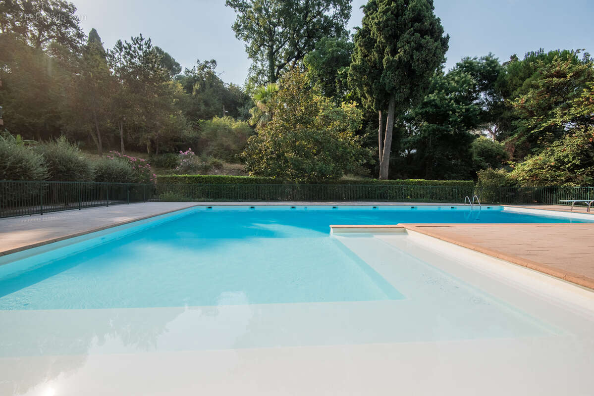 Nice Cimiez - Appartement 3 pièces 81 m2 terrasse - piscine - photo 16