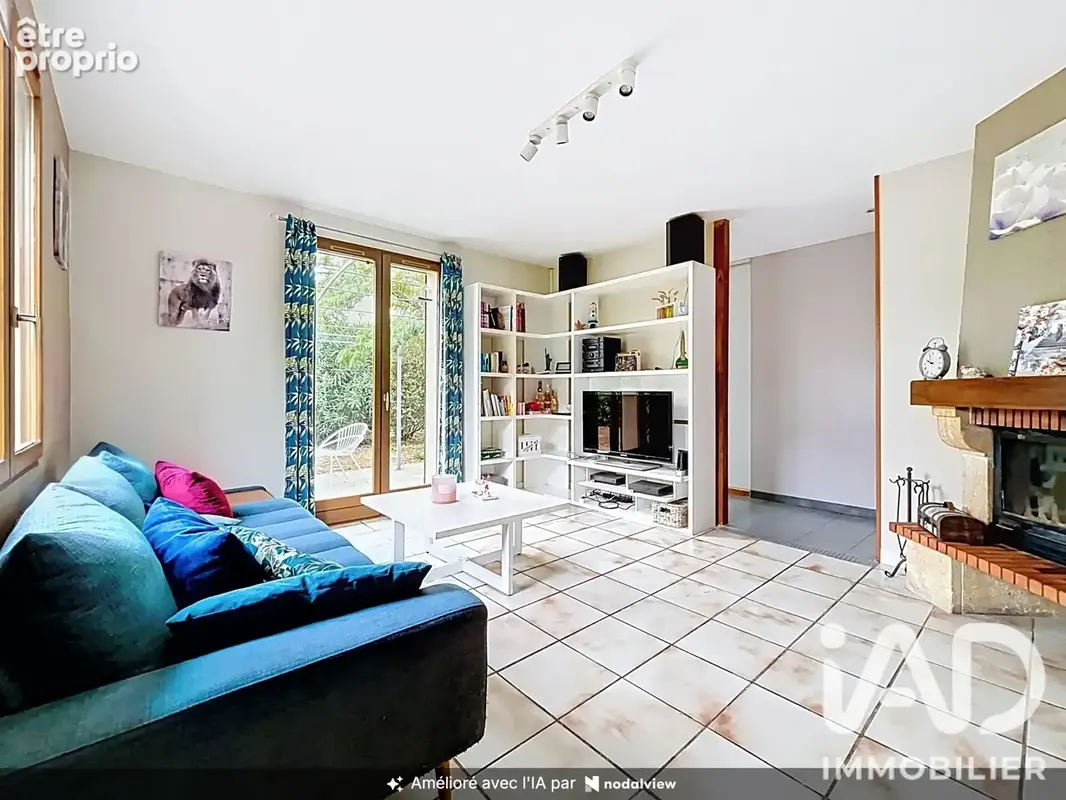 Photo 3