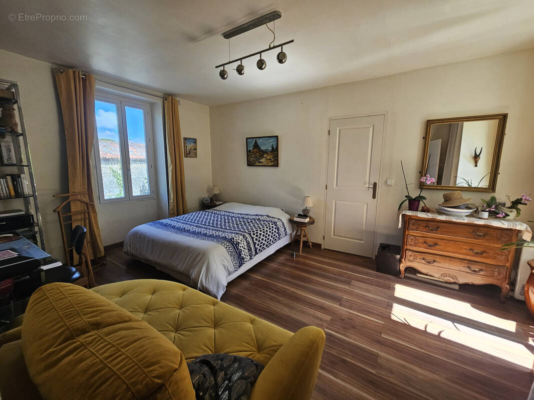 Maison à AIGREFEUILLE-D&#039;AUNIS